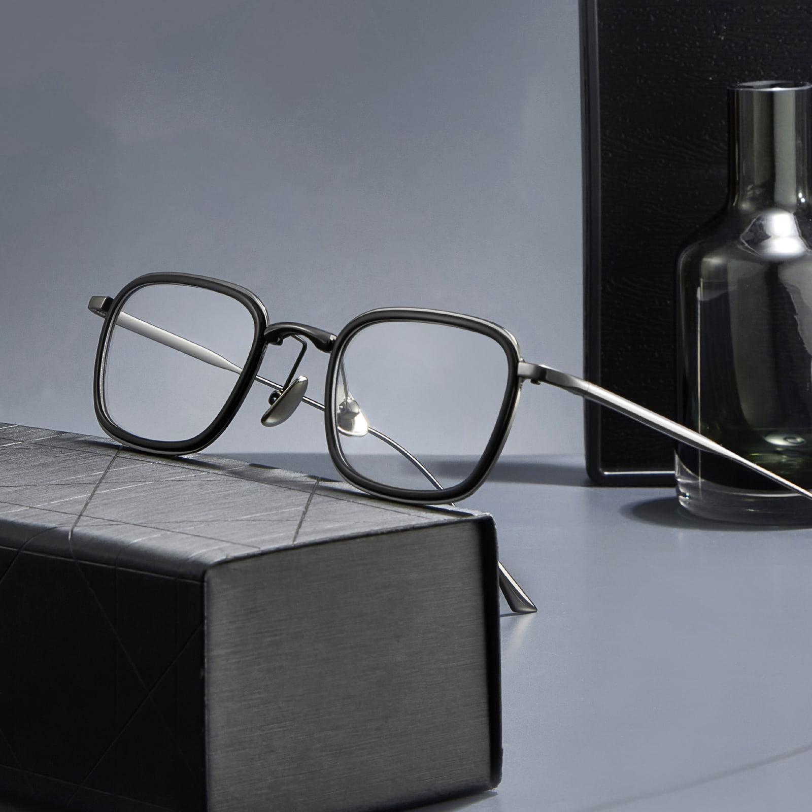 19052 Gafas de titanio puro únicas y sin presión de estilo japonés