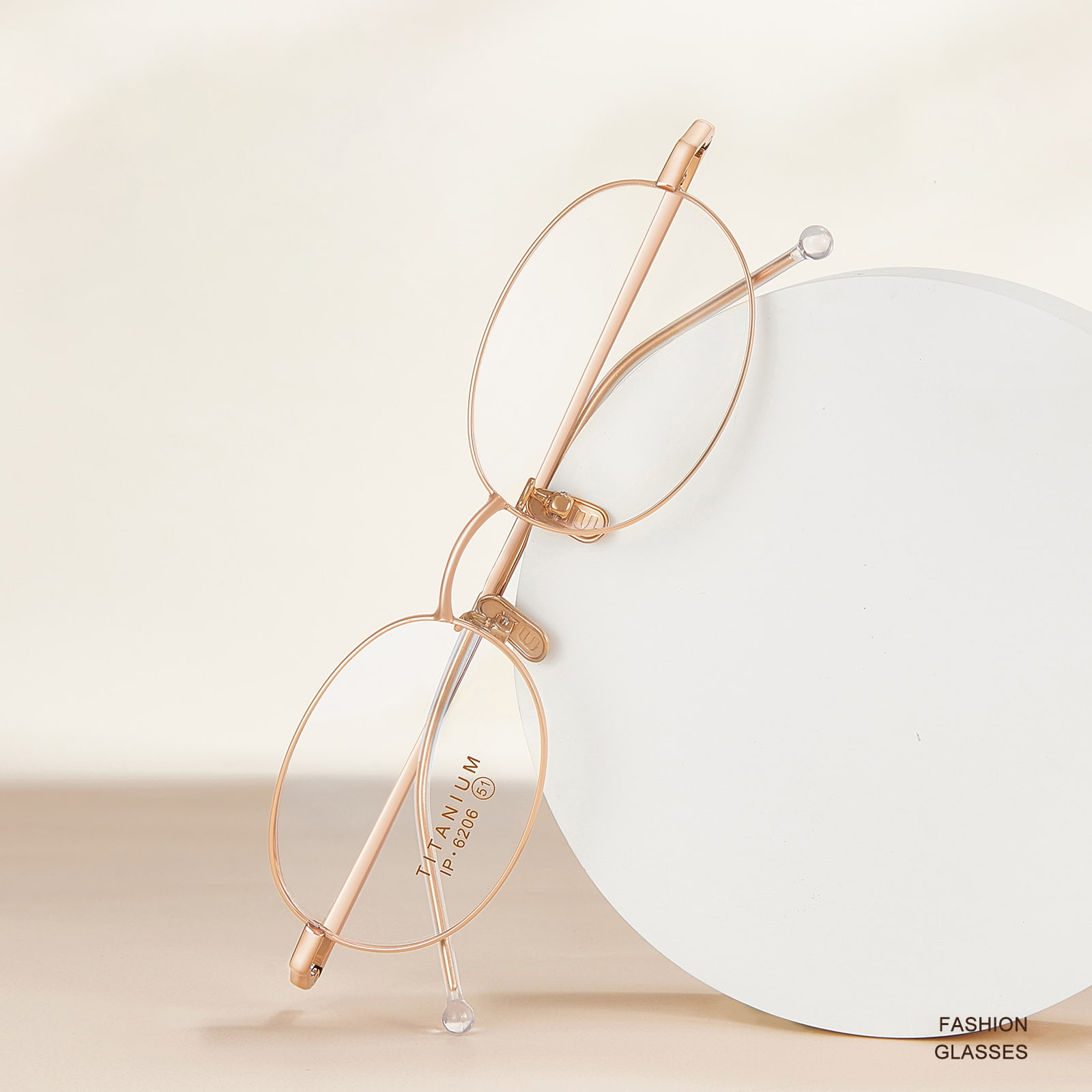 6206 Gafas de titanio puro de expansión hacia afuera curvadas suaves