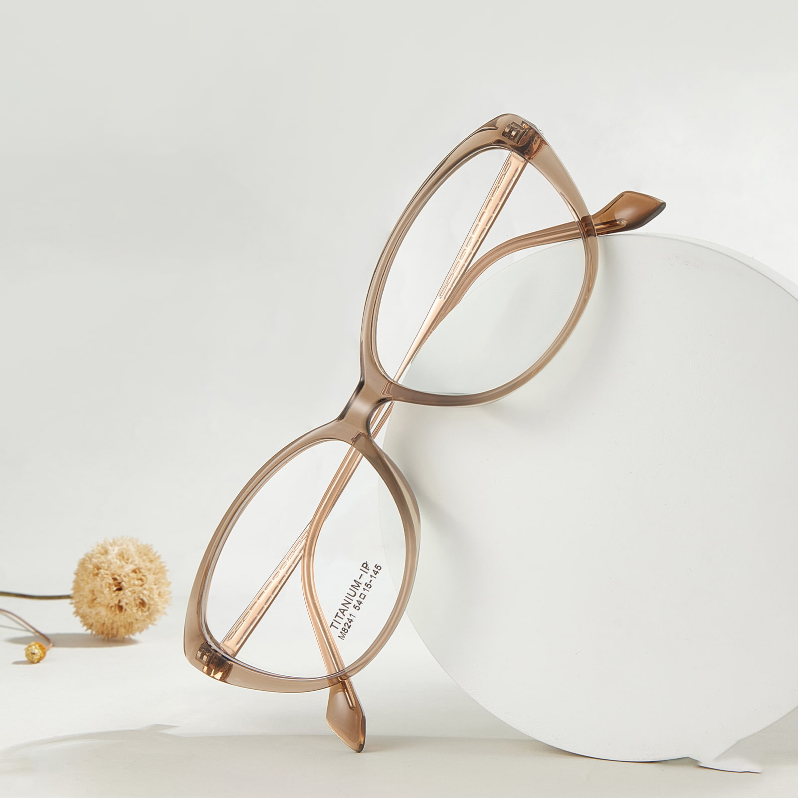 M8241 Patas de titanio con relieve flexibles β Gafas de titanio