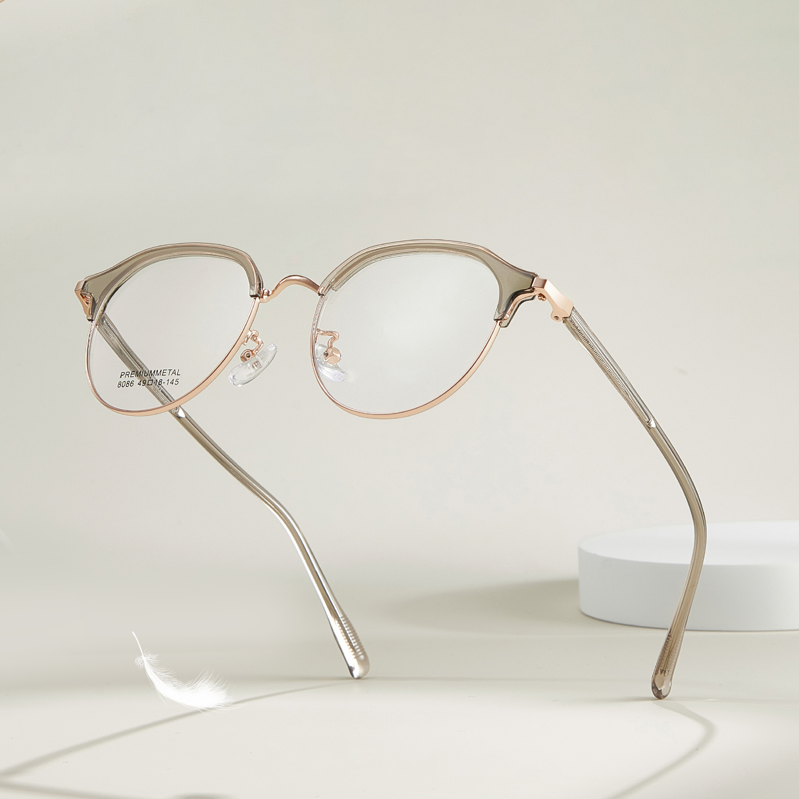 8086 Gafas de aleación con montura ovalada de lectura diaria