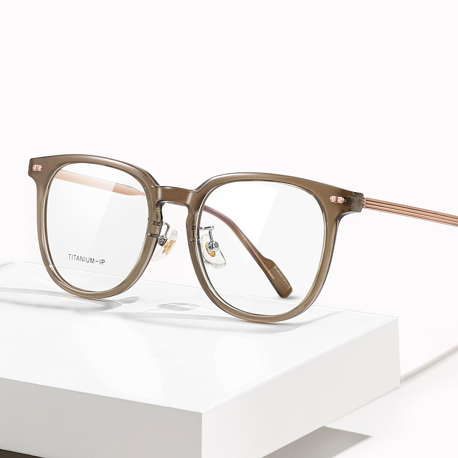 M8045 Gafas de titanio β duraderas, gruesas y que no se decoloran