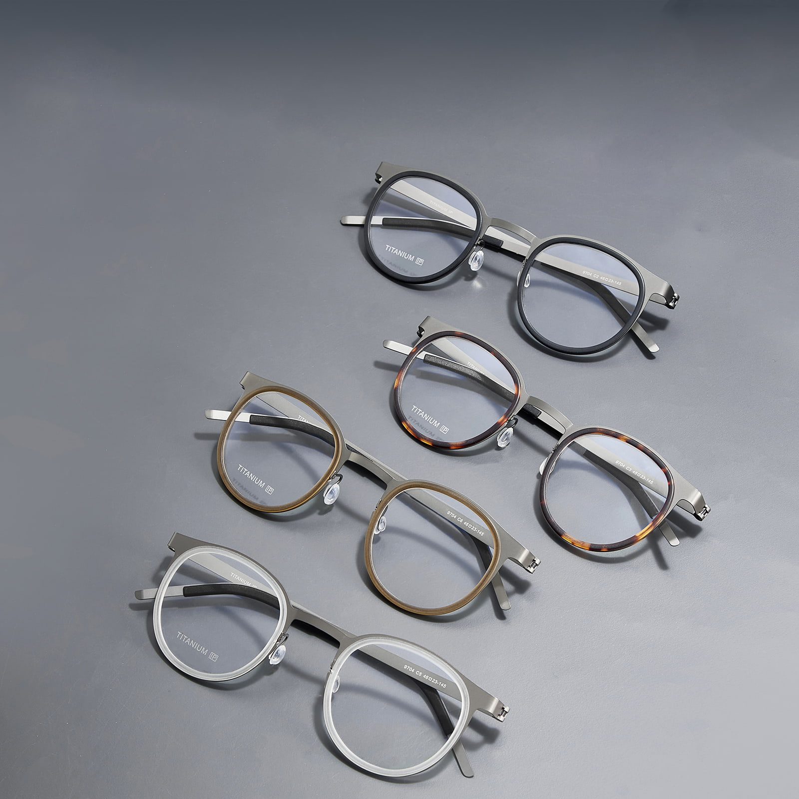 9704 Gafas de titanio puro sin tornillos con borde separado
