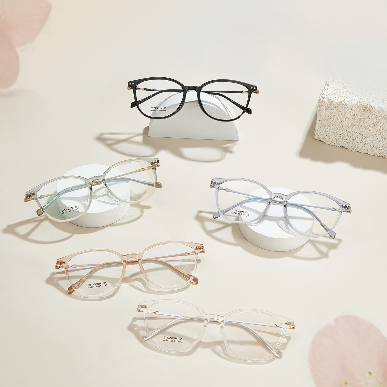 Gafas de titanio beta ultraligeras con borde ensanchado M8247