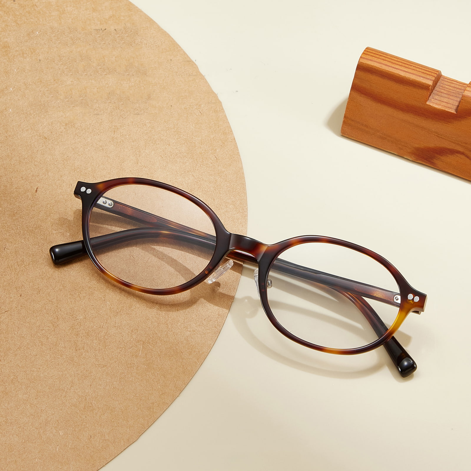 BC2049 Gafas de acrilato ovaladas y respetuosas con la piel para trabajo por computadora