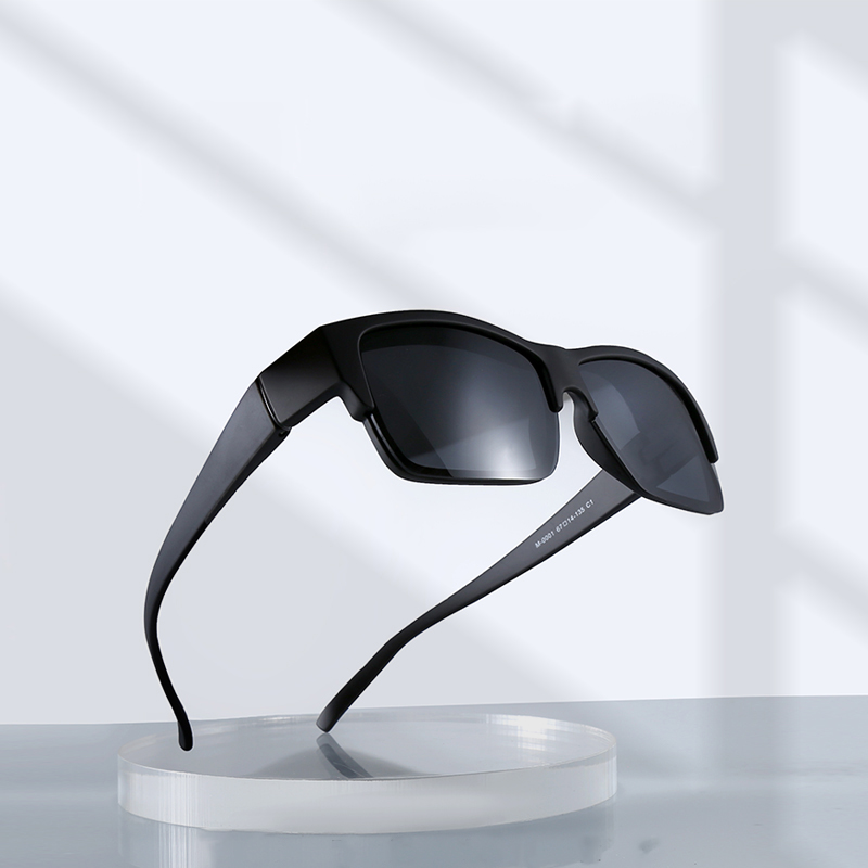 0001 Gafas de sol polarizadas prácticas para miopía